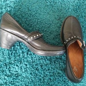 Clog/slip ons Nautralizers